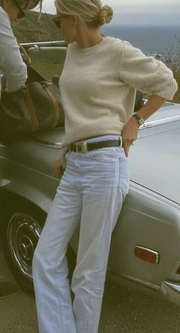 How to Dress Elegant Casual: Simple Tops That Elevate Your Everyday Style